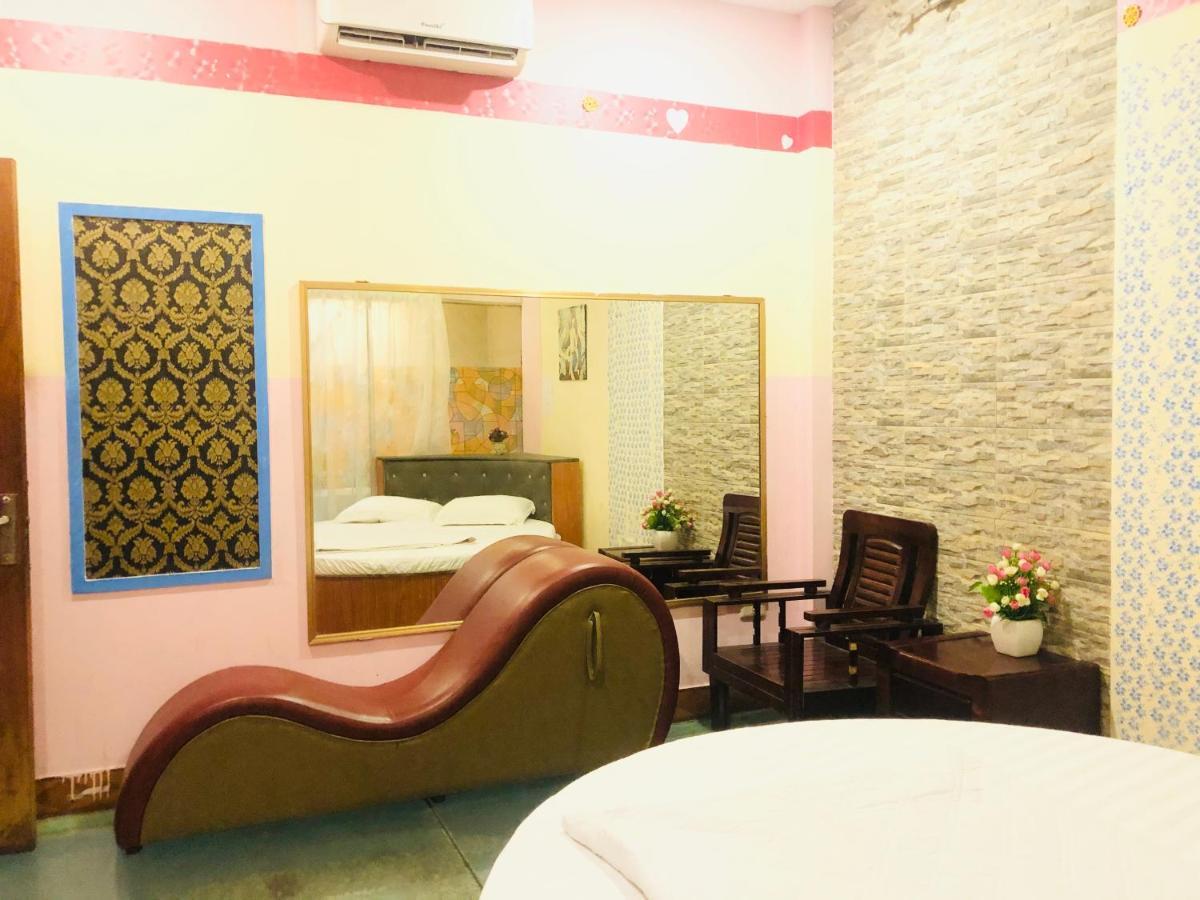 Oyo 1119 Sac Mau Motel ฮานอย ภายนอก รูปภาพ