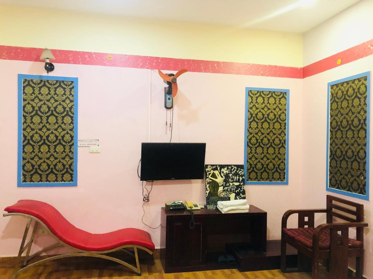Oyo 1119 Sac Mau Motel ฮานอย ภายนอก รูปภาพ